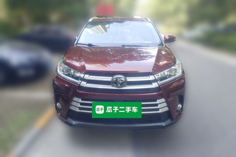 Used Toyota Highlander 2018 2.0T Two-Wheel-Drive Luxury Edition 7 Seats Emission Standard China V
