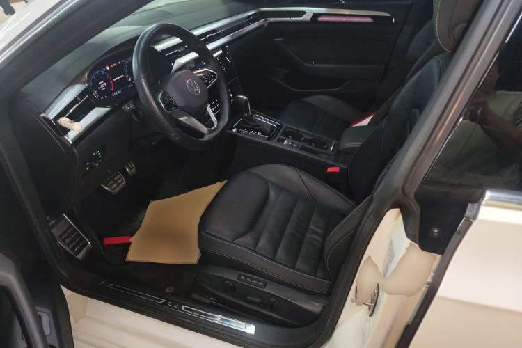 Used Volkswagen FAW-Volkswagen CC 2024 380TSI Striking Edition
