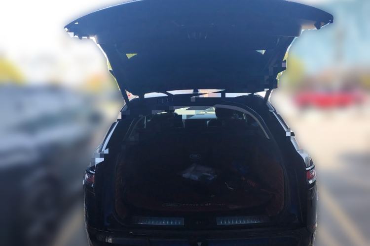 Used Land Rover Range Rover Velar 2021 P250 model
