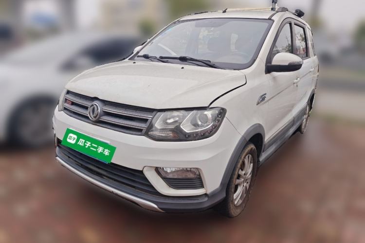 Used Dongfeng Fengon 370 2016 1.5L Manual Luxury Version SFG15-05 7 Seats