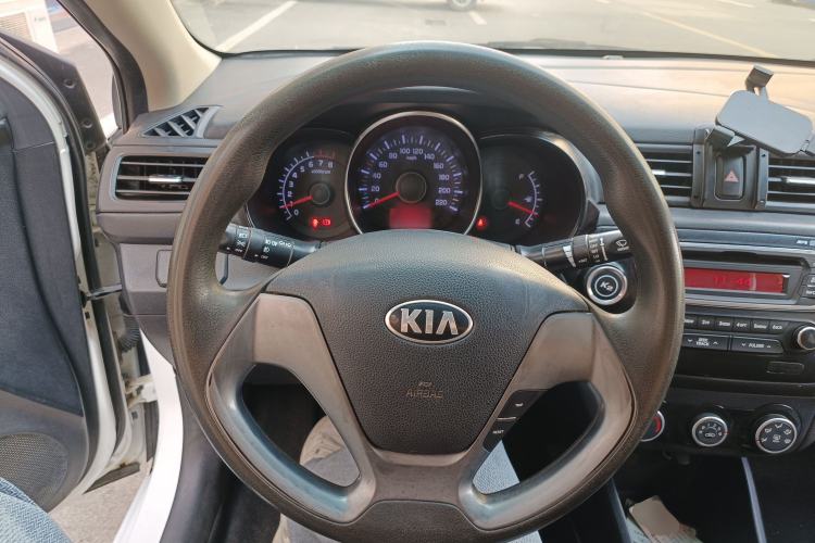 Used Kia K2 2015 Sedan 1.4L MT GLS