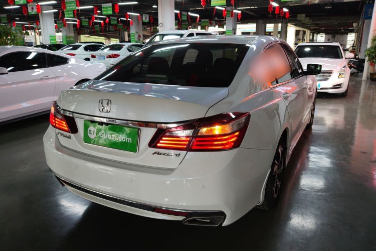 Used Honda Accord 2016 2.0L Comfort Edition
