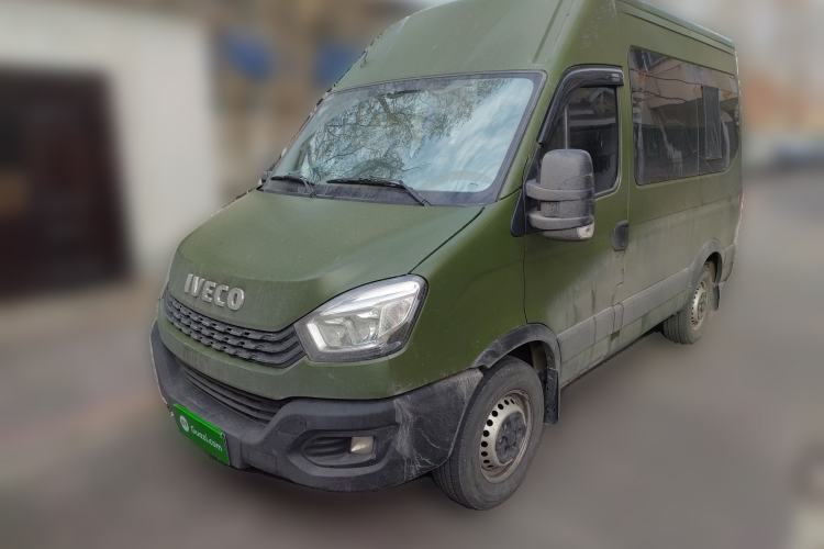 Used Iveco Eurocargo 2021 2.0T Manual Super-Rui Short Wheelbase High-Roof Side-Sliding Door F1A