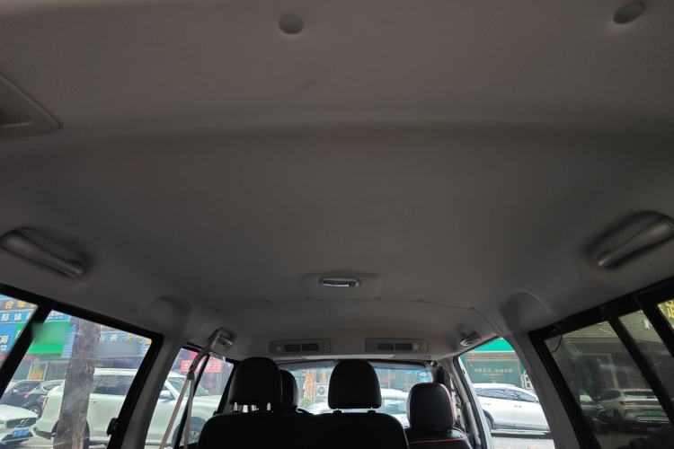 Used Jinbei Grace 2018 2.0L Express Comfort 7-Seater V19
