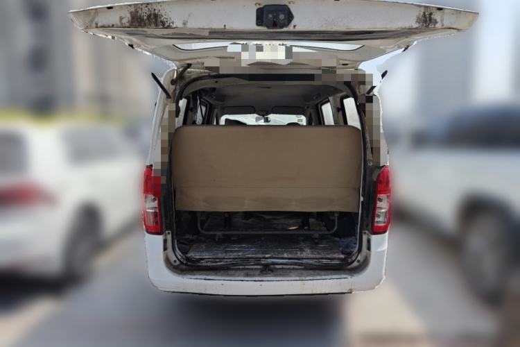 Used Wuling Rongguang V 2015 1.5L Base Version Trunk