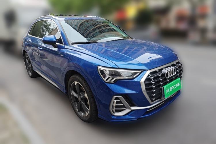 Used Audi Q3 2020 35 TFSI Fashion Dynamic Model Front Right 45 Deg