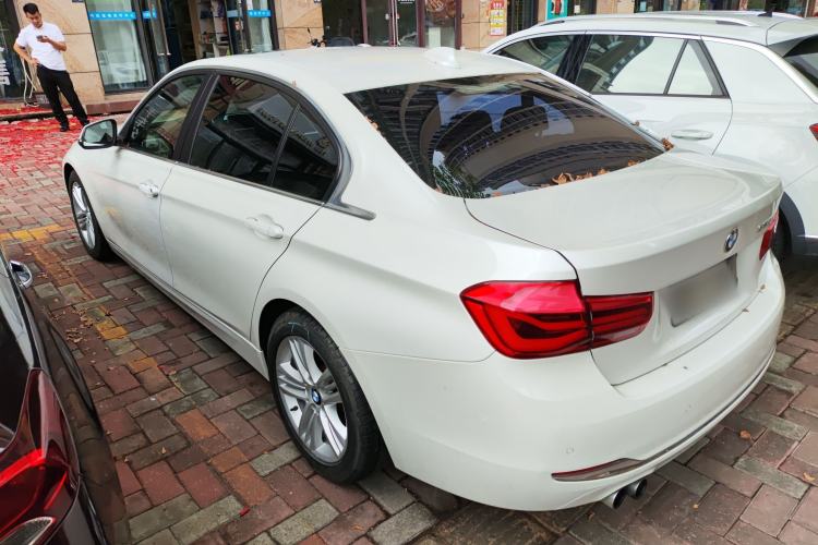 Used BMW 3 Series 2017 320Li Fashion Model
