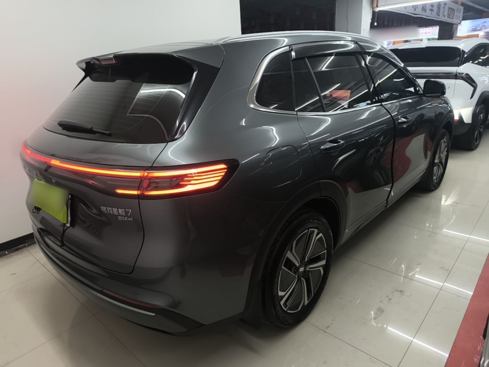 Geely Galaxy Xingjian 7 EM-i 2025 120km Exploration+ Version — снимка 6
