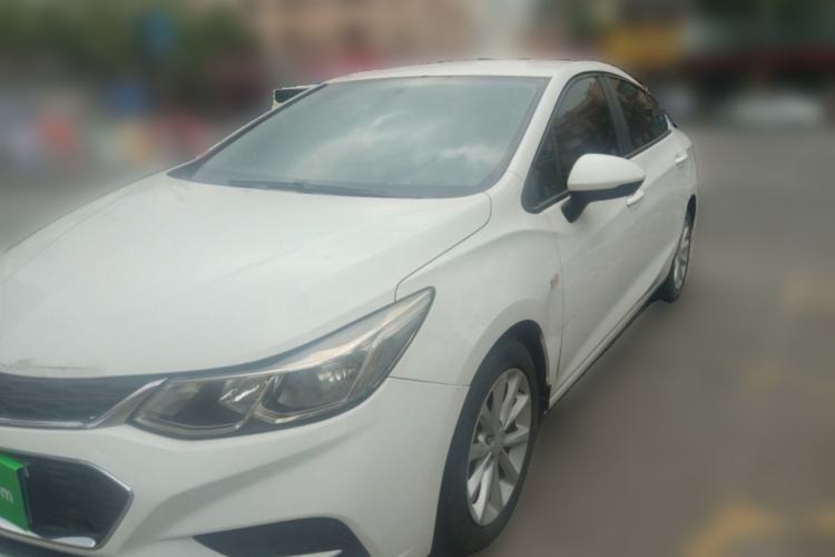 Used Chevrolet Cruze 2017 1.5L Manual Pioneer Edition