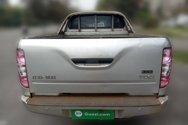 Used JMC Yuhu 5 2018 2.4T Classic Edition Diesel Manual 4x4 Luxury Long-Wheelbase JX4D24A5L