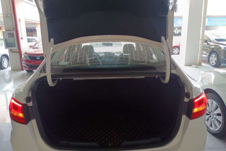 Used Ford Escort 2015 1.5L Automatic Fashion Model