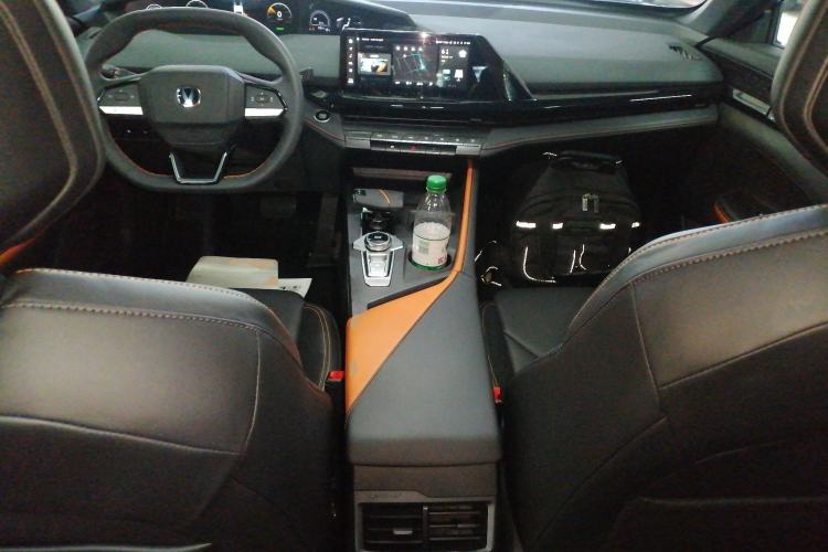 Used Changan UNI-V iDD 2023 ZhiDian iDD 1.5T 113km Smart & Fun Version