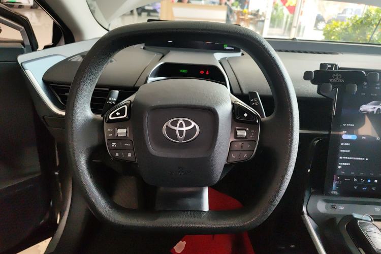 Used Toyota bZ3 2023 517 km Elite PRO Steering Wheel