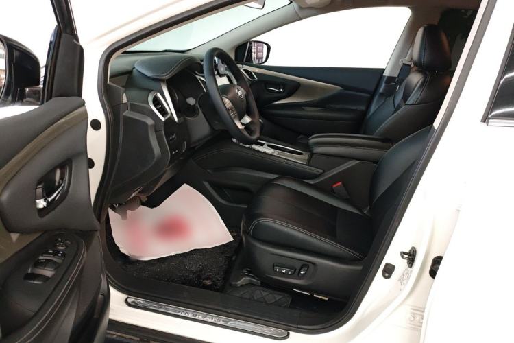 Used Nissan Murano 2021 2.5L XE Two-Wheel Drive Elite Edition Driver Seat