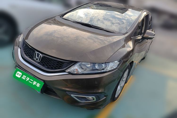 Used Honda Jade 2013 1.8L automatic Comfort version 5 seats
