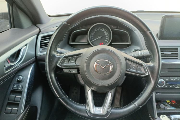 Used Mazda CX-4 2018 2.0L Automatic Two-Wheel Drive Blue Sky Luxury Edition
