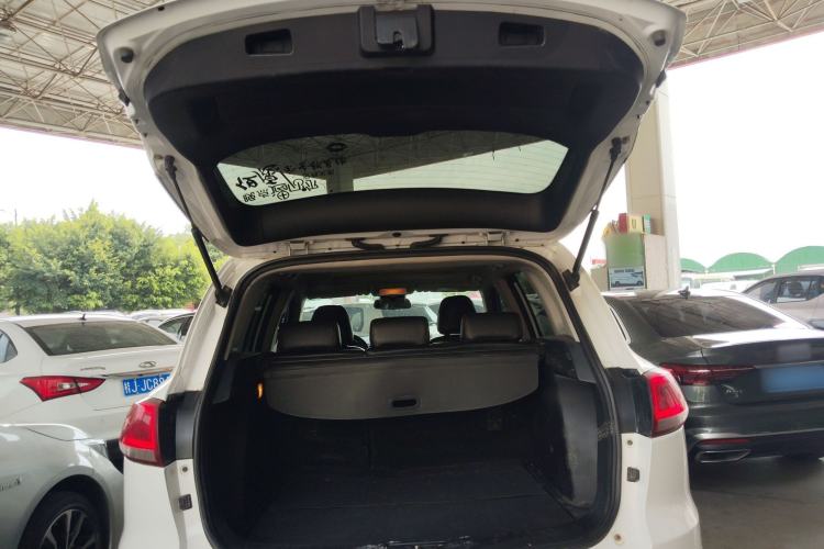 Used Zotye Domy X5 2015 1.5T Manual Luxury Version China IV Standard
