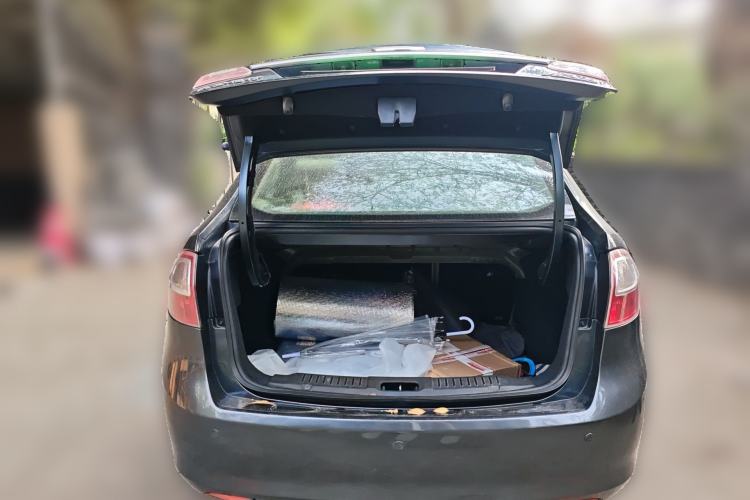 Used Ford Fiesta 2011 Sedan 1.5L Automatic Fashion Edition
