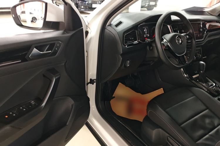 Used Volkswagen T-ROC 2018 280TSI DSG Four-Wheel Drive Comfort Version China V Standard