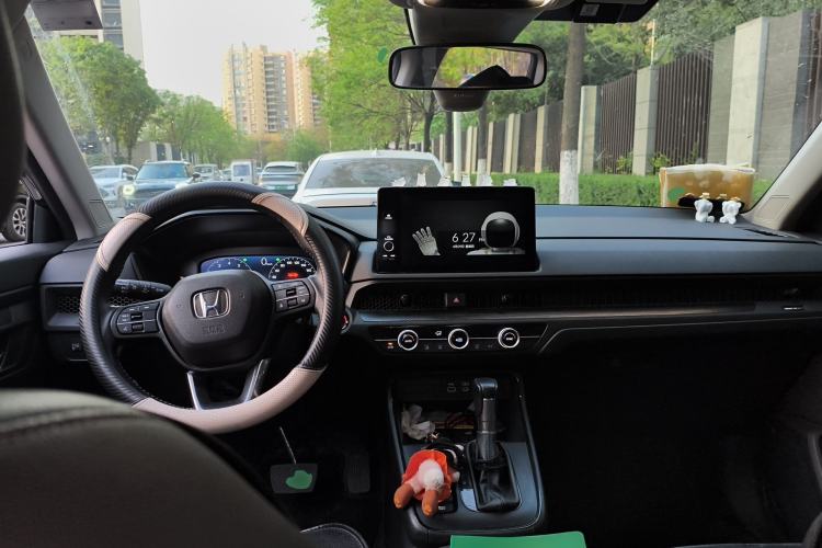 Used Honda Breeze 2023 240TURBO Two-Wheel-Drive Luxury Edition 5 Seats Center Console