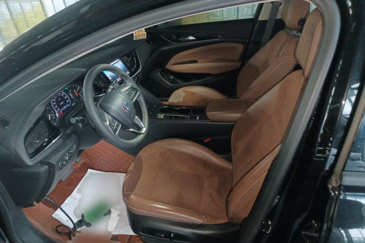 Used Buick Regal 2024 28T Luxury Edition Left Front Seat