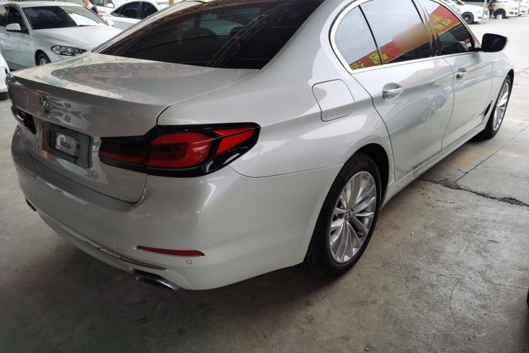 Used BMW 5 Series 2019 Facelifted 530Li Leading Edition Luxury Package
