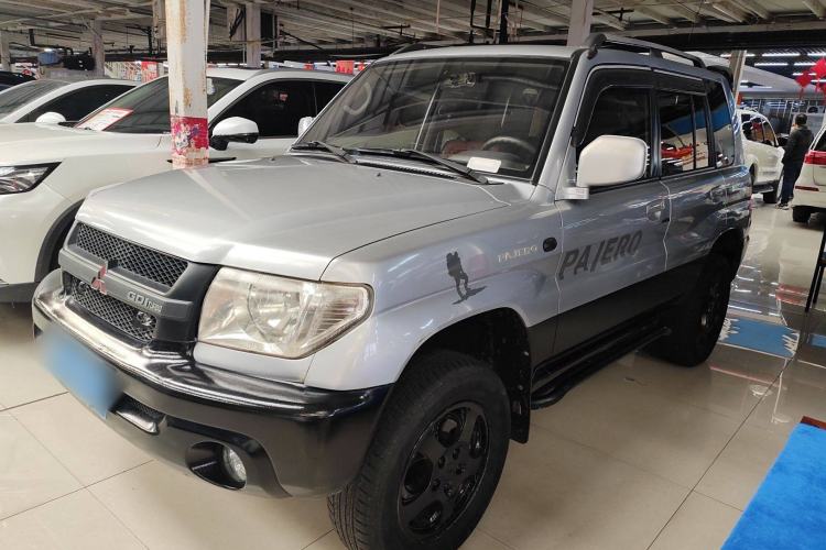 Used Leopaard Feiting 2013 Classic Edition 2.0L Two-Wheel Drive Standard Model