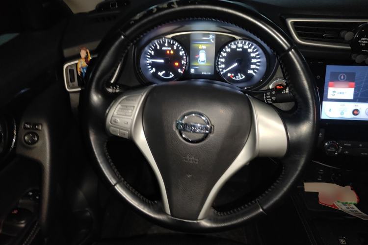 Used Nissan X-Trail 2014 2.5L CVT Luxury Edition 4WD
