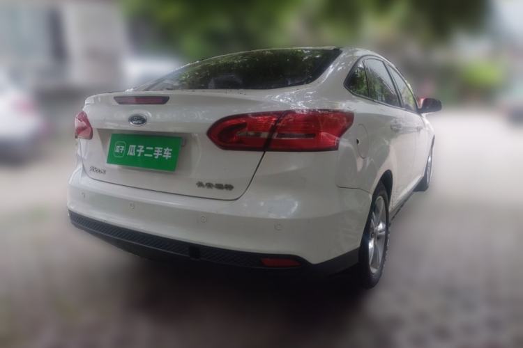 Used Ford Focus 2015 Sedan 1.6L Automatic Comfort Model
