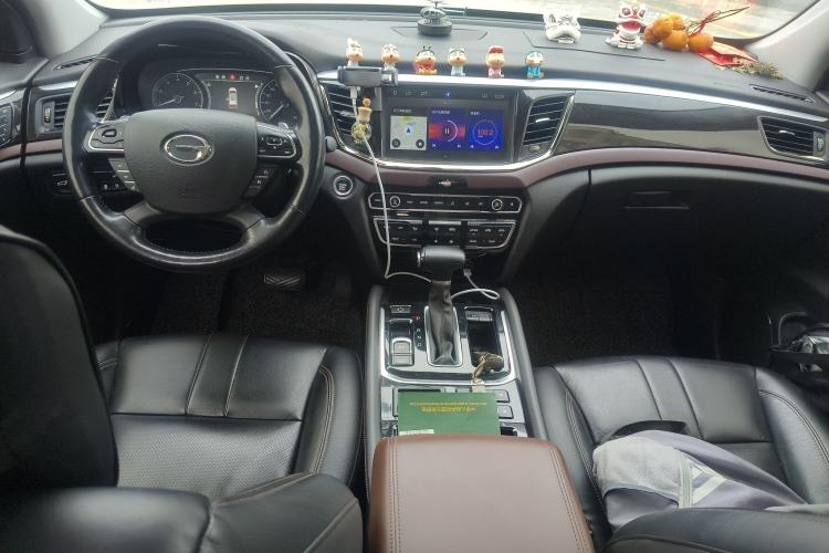 Used GAC Trumpchi GS8 2017 320T Two-Wheel Drive Luxury Smart Connectivity Version (7 Seats)
