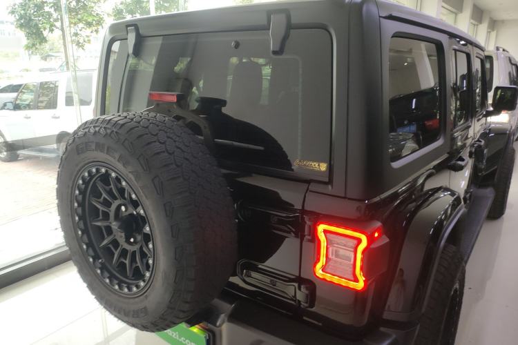 Used Jeep Wrangler 2024 2.0T Sahara Four-Door Edition