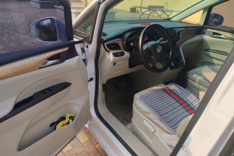 Used Buick GL8 2017 ES 28T Comfort Model China V Standard
