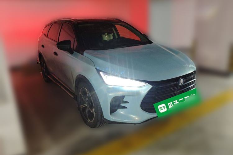 Used BYD Tang New Energy 2018 DM 2.0T All-Wheel Drive Smart Connect Advanced Model 7 Seats China V Emission Standard Front Right 45 Deg