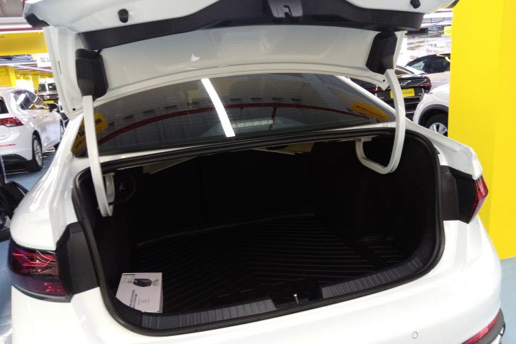 Used Volkswagen Sagitar 2026 Model 30 Million Units Selected 300TSI DSG Surpassing Edition Trunk