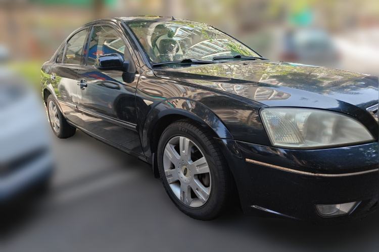 Used Ford Mondeo 2004 2.0L Deluxe Edition
