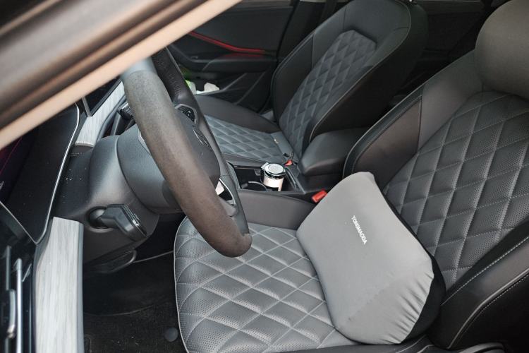 Used Volkswagen Sagitar 2023 300TSI DSG Excellence Edition Left Front Seat