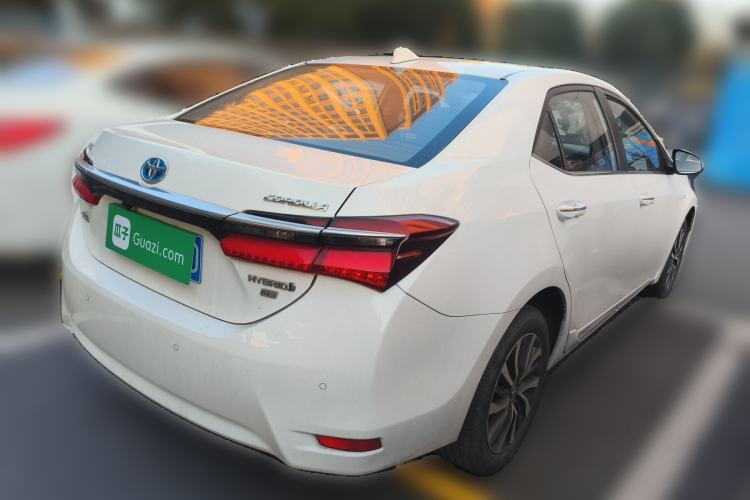 Used Toyota Corolla 2018 Dual-Engine 1.8L E-CVT Smart Edition
