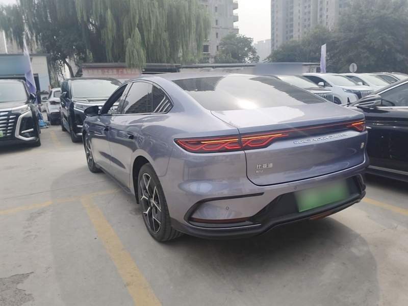Used BYD Han 2024 EV Glory Edition 605KM Front-Wheel-Drive Premium Model — 4