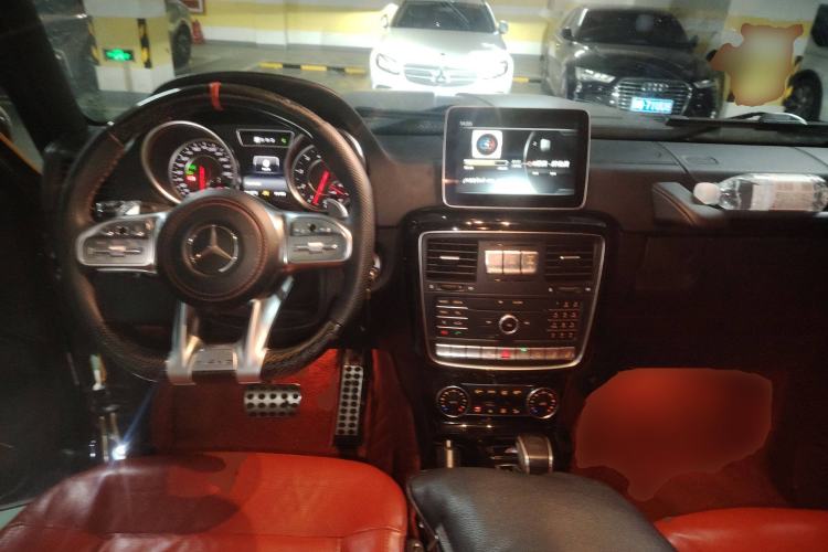 Used Mercedes-Benz G-Class AMG 2016 AMG G 63 Center Console