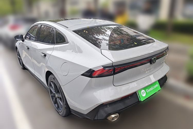 Used CHANGAN UNI-V iDD 2023 ZhiDian iDD 1.5T 113km ZhiKu Model