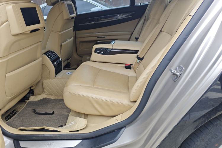 Used BMW 7 Series 2009 730Li Luxury Model
