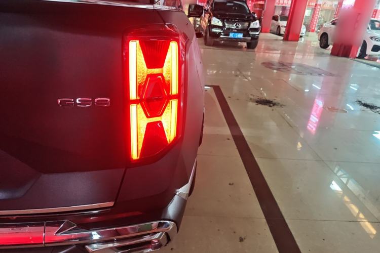 Used GAC Trumpchi GS8 2022 Dual-Engine Series 2.0TM Two-Wheel Drive Prestige Edition (7 Seats)