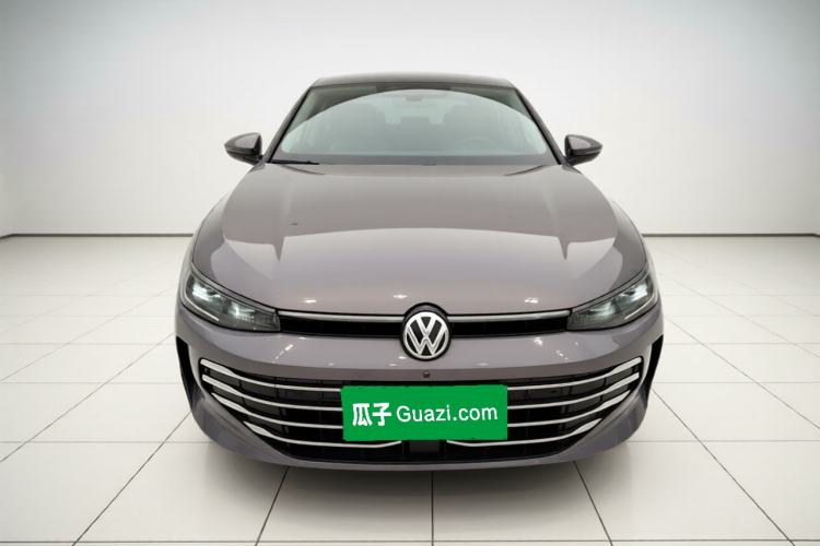 Used Volkswagen Passat 2025 Pro 380TSI Dragon Supreme Edition