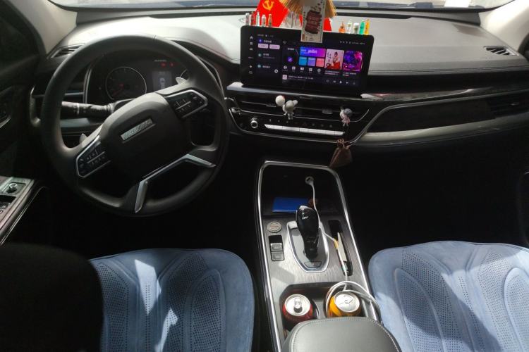 Used Haval H6 2023 National Trend Edition 1.5T Automatic Urban Version Center Console