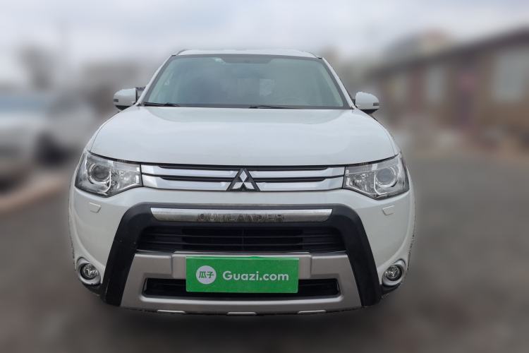 Used Mitsubishi Outlander (Import) 2014 2.4L 4x4 Deluxe Value Edition 5 Seats