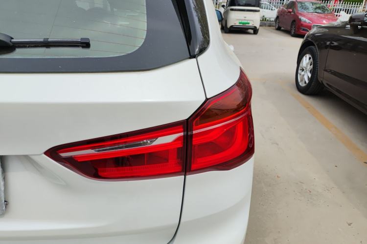 Used BMW X1 2018 sDrive20Li Leading Model