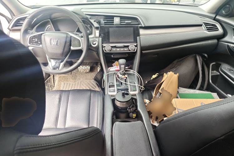 Used Honda Civic 2019 220TURBO CVT Dynamic Edition China VI Emission Standard Center Console