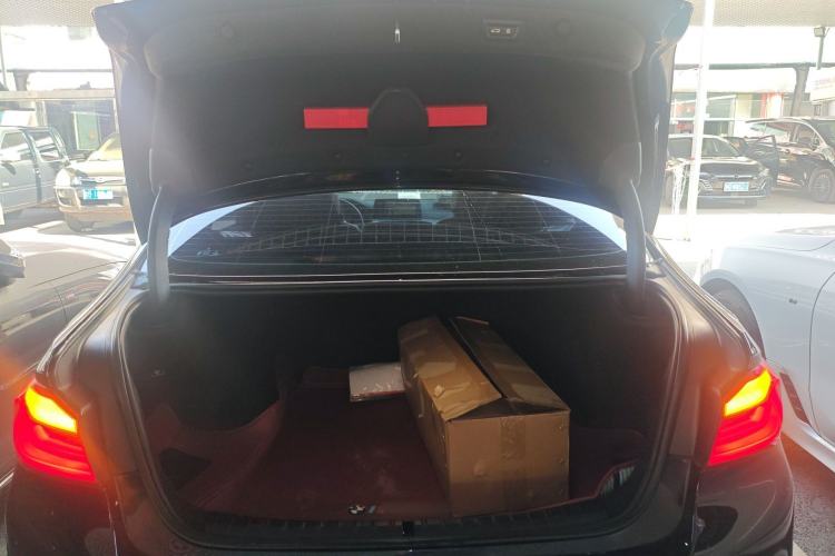 Used BMW 5 Series 2018 Restyled 530Li Luxury Edition M Sport Package