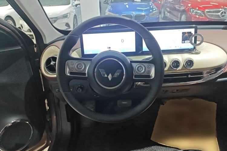 Used Wuling Bingo 2023 333 km Lingxi Connected Version