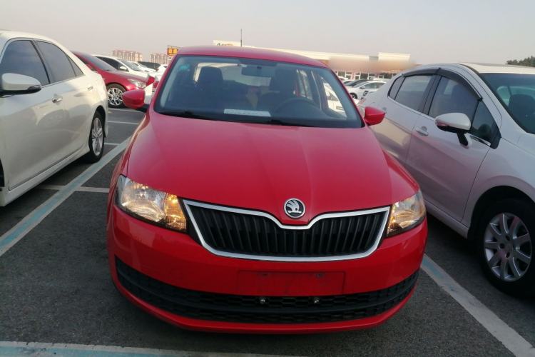 Used Skoda Rapid Spaceback 2016 Revised Version 1.6L Automatic Front-Drive Edition
